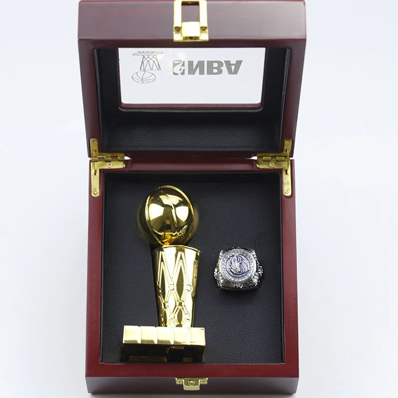 2011 Dallas Mavericks Dirk Nowitzki NBA championship ring & Larry O’Brien Championship Trophy