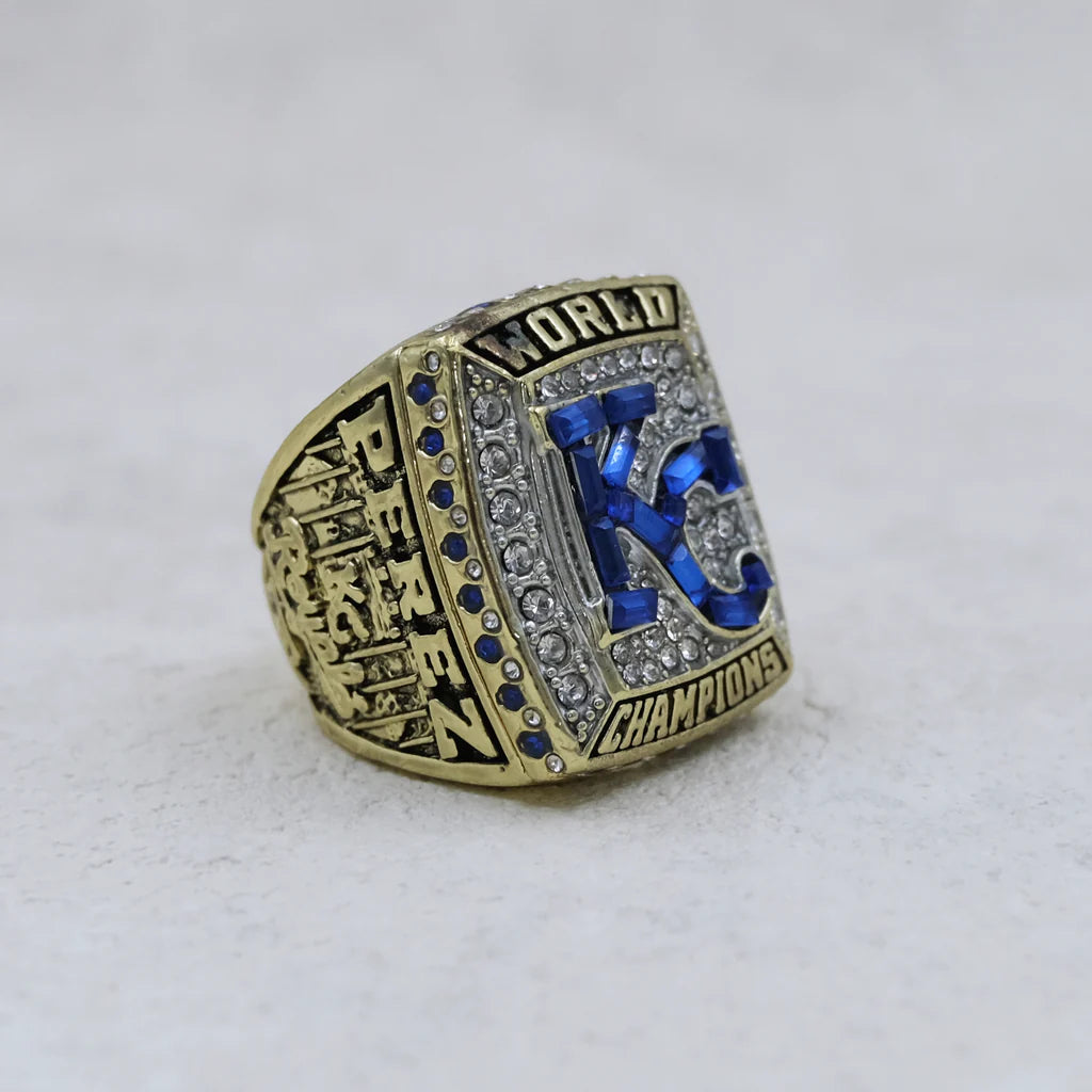 2015 Kansas City Royals MLB championship ring & MLB Commissioner’s Trophy