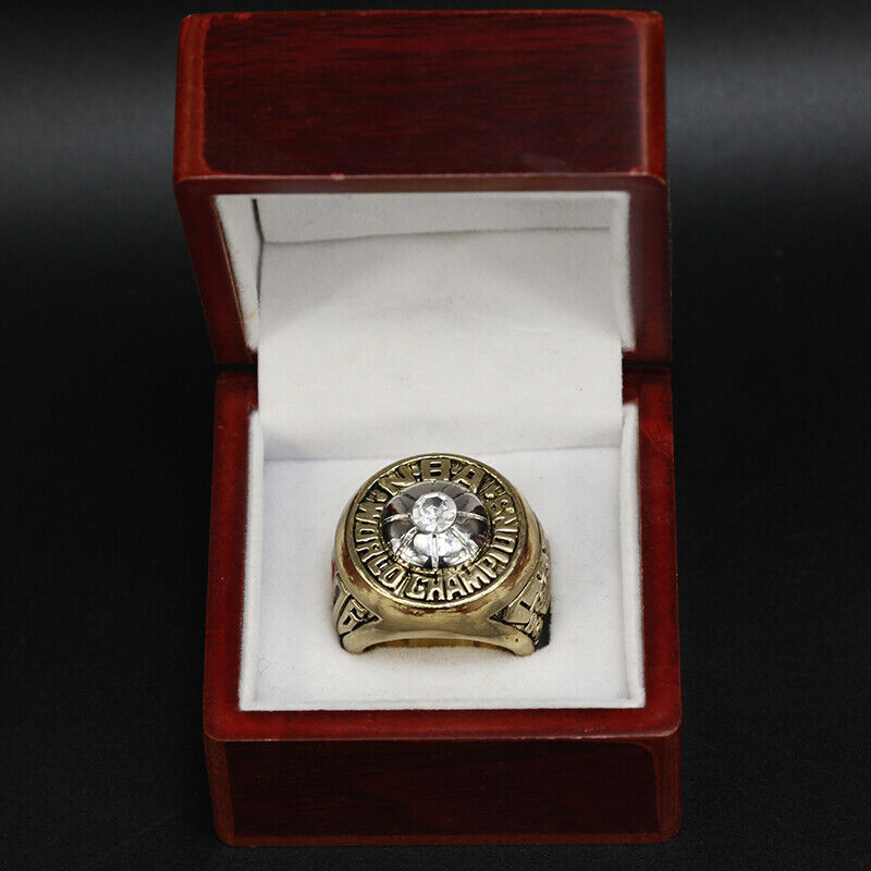 Boston Celtics 1976 Irv Levin NBA championship ring replica